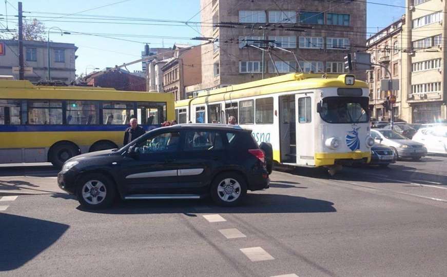 Kvar tramvaja blokirao saobraćaj u centru Sarajeva